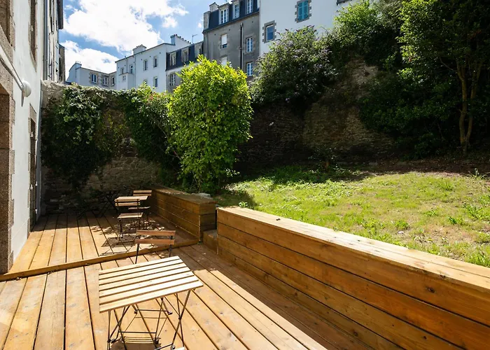 Independante Genois Apartmán Brest